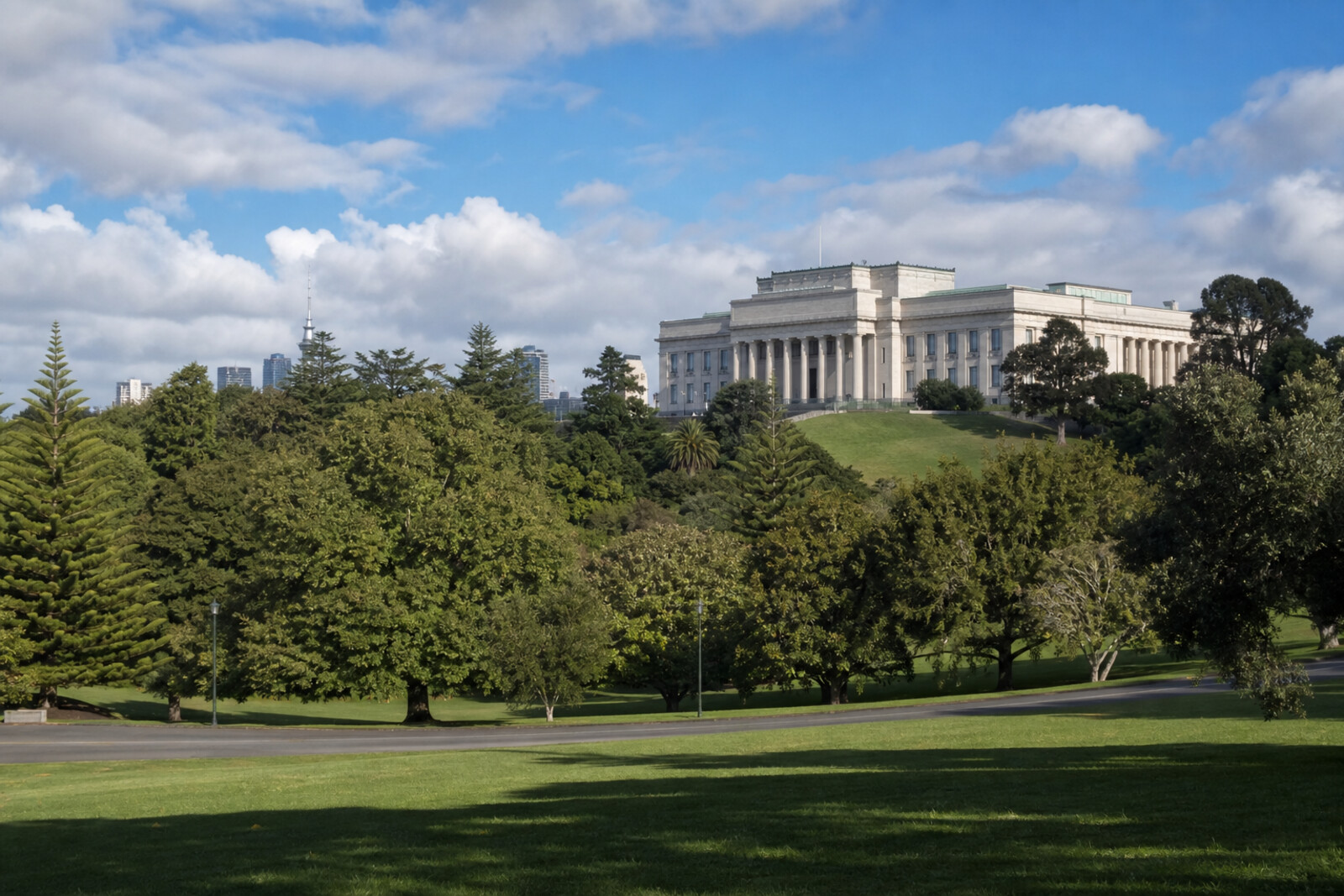 Route cover: Auckland Domain, the museum, the Wintergardens, Parnell, and memory.