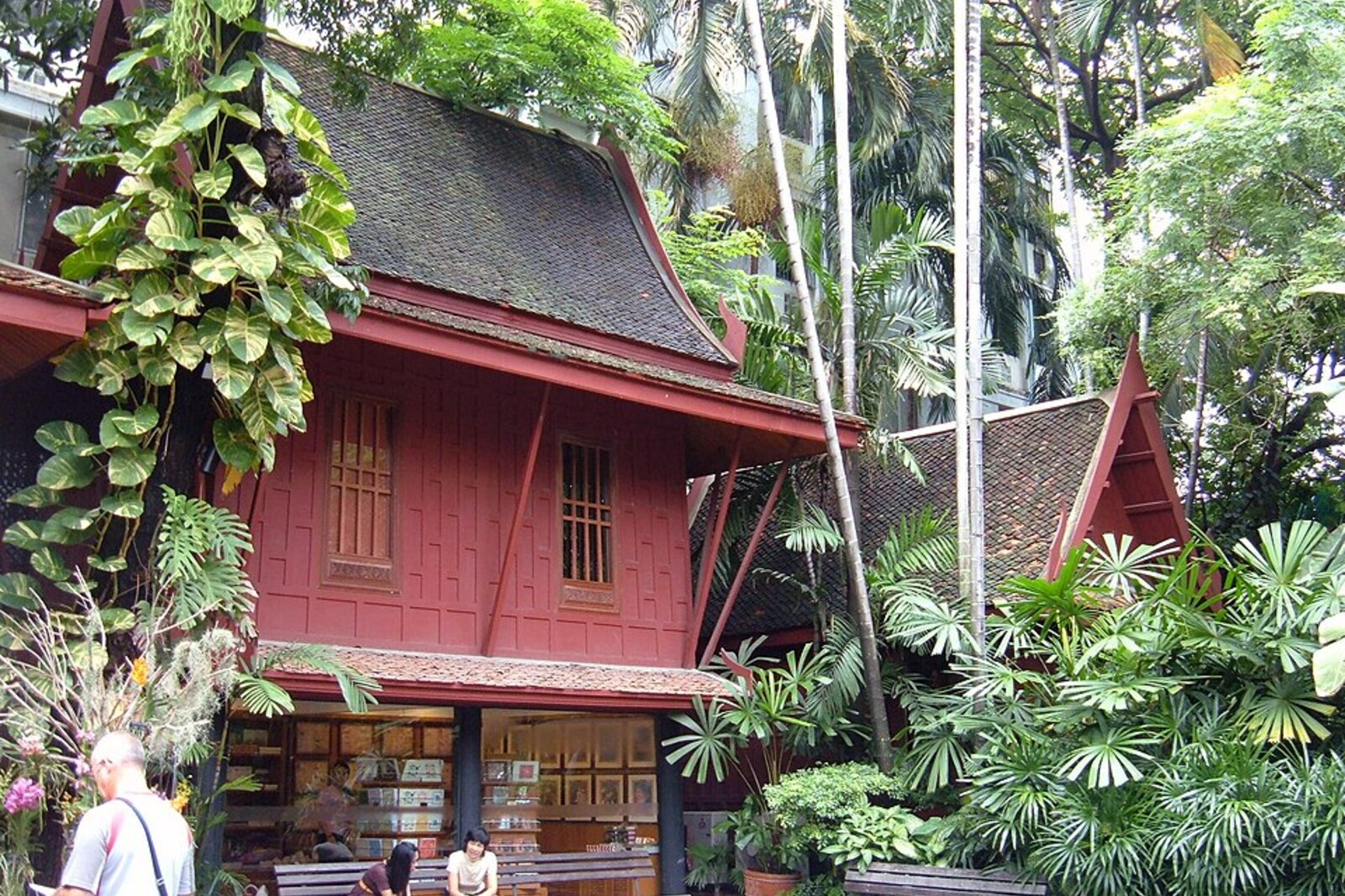 Courtyard of Jim Thompson House