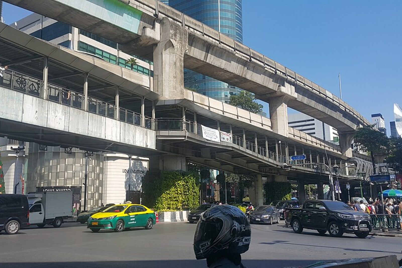 Pathumwan Skywalk