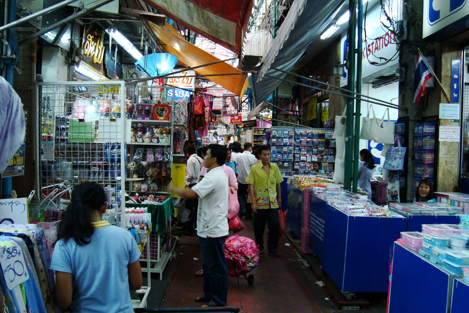 Sampheng alley in Samphanthawong district