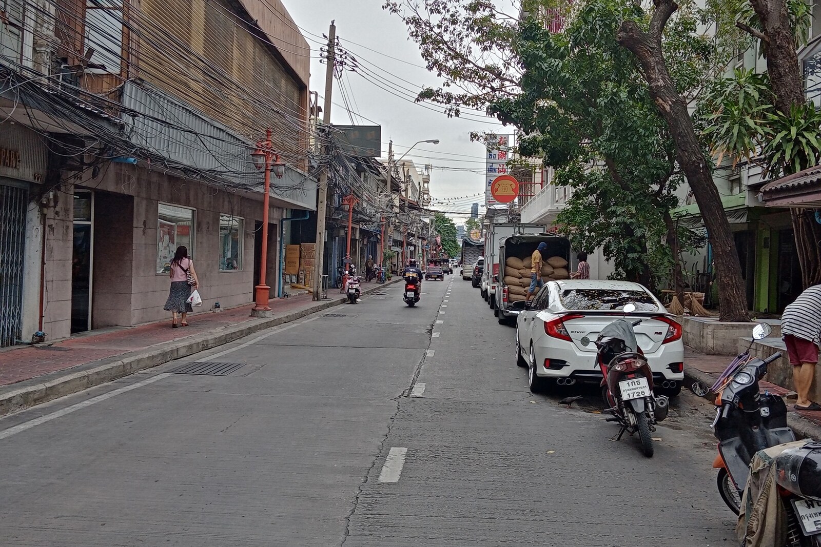 Song Wat Road in Bangkok