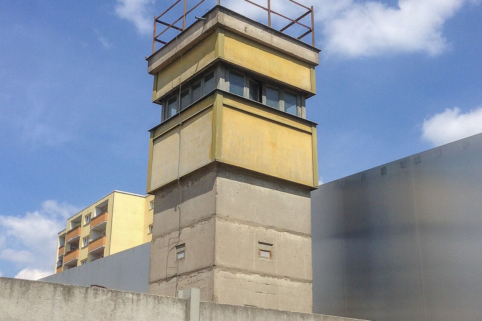 141212 Viewing Tower Berlin Wall Documentation Center 1