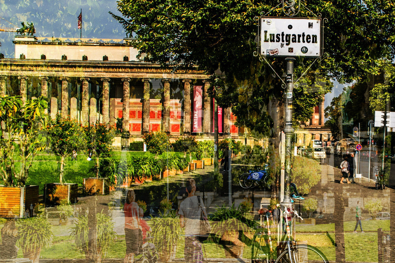 The green Lustgarten park with a fountain and the dome of Berlin Cathedral on the horizon