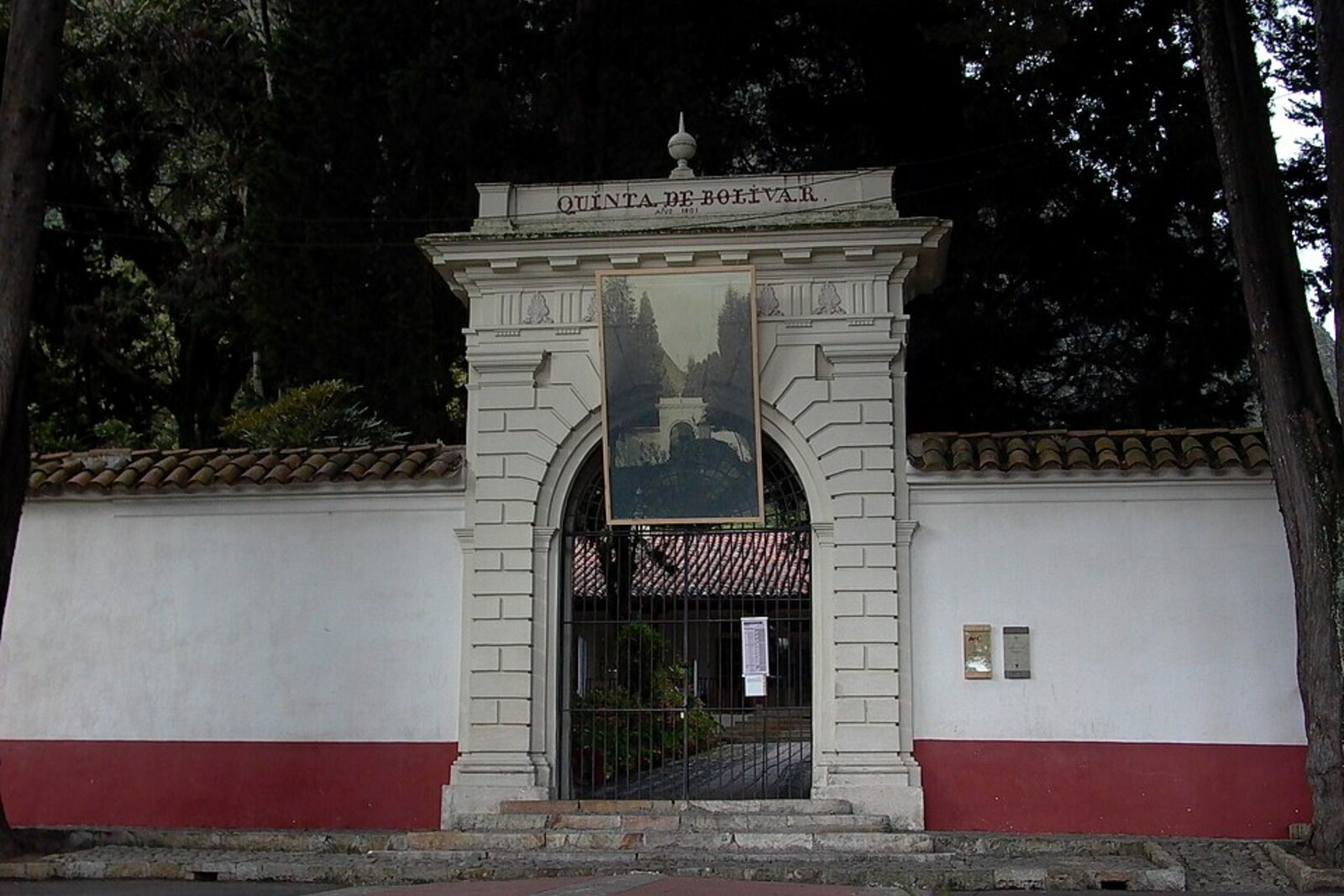 Casa Museo Quinta de Bolívar at the foot of Monserrate.