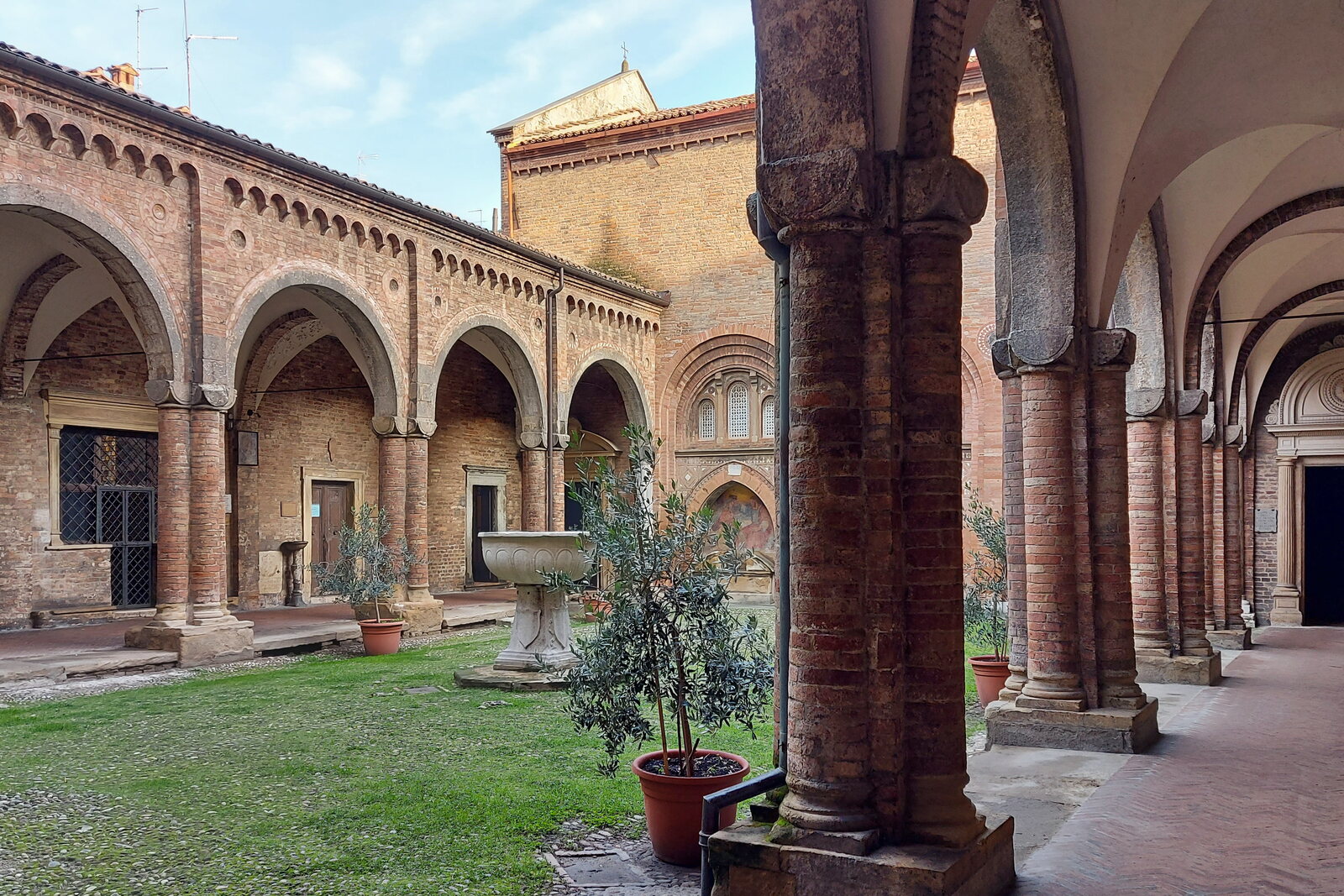 Pilate's Courtyard in the Santo Stefano complex