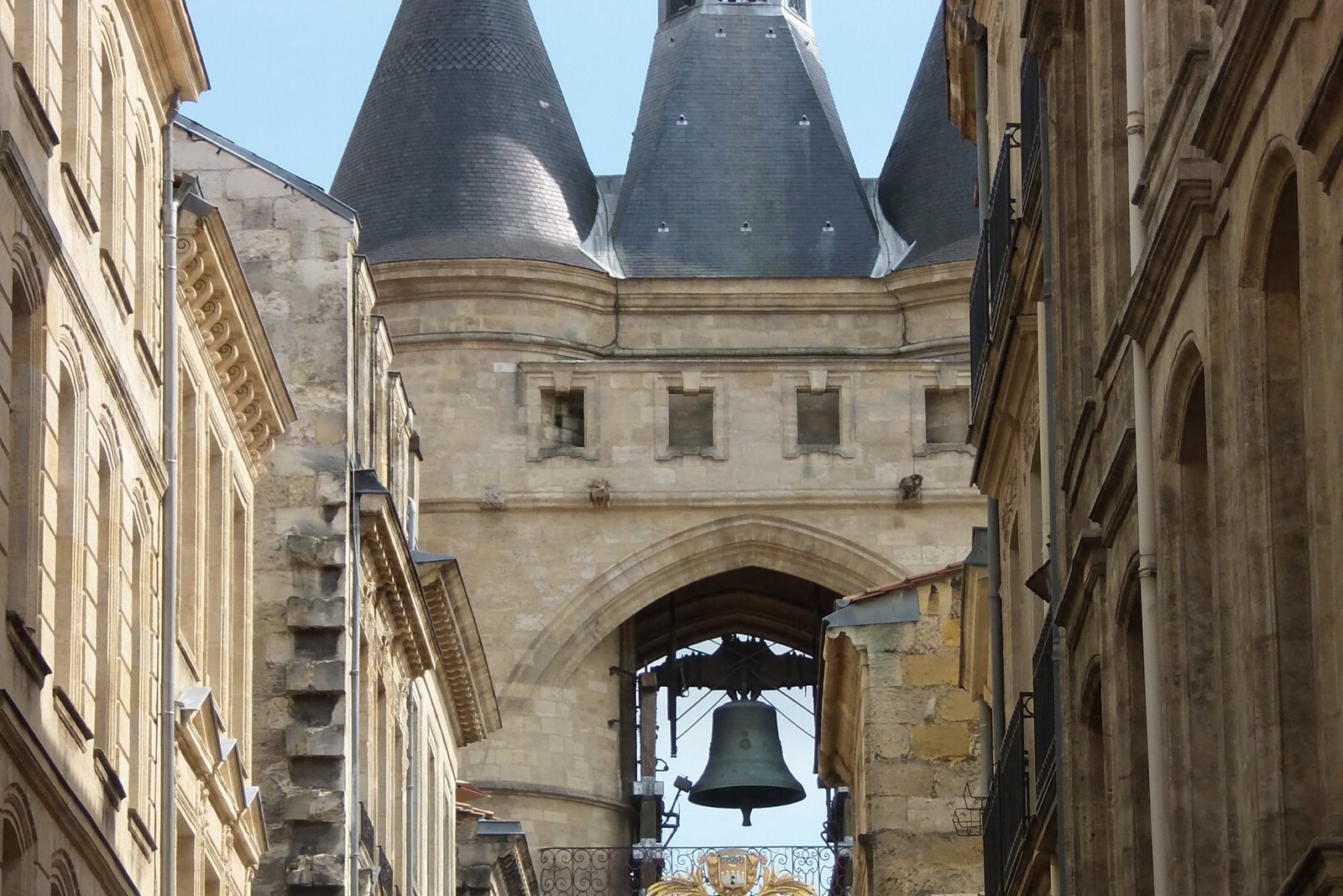 The Grosse Cloche tower with its arch and city bell.