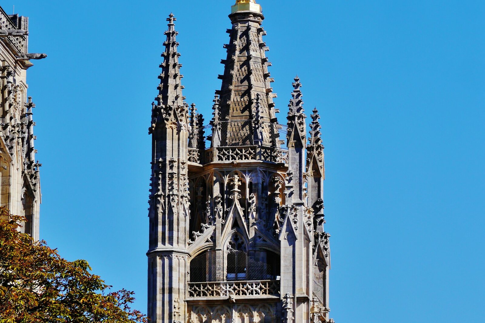 Saint-André Cathedral and the separate Tour Pey-Berland in a square in Bordeaux.
