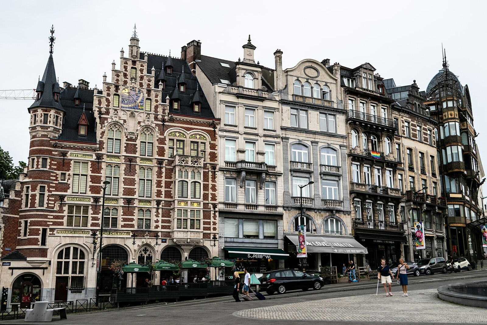 Historic buildings along Coudenberg hill