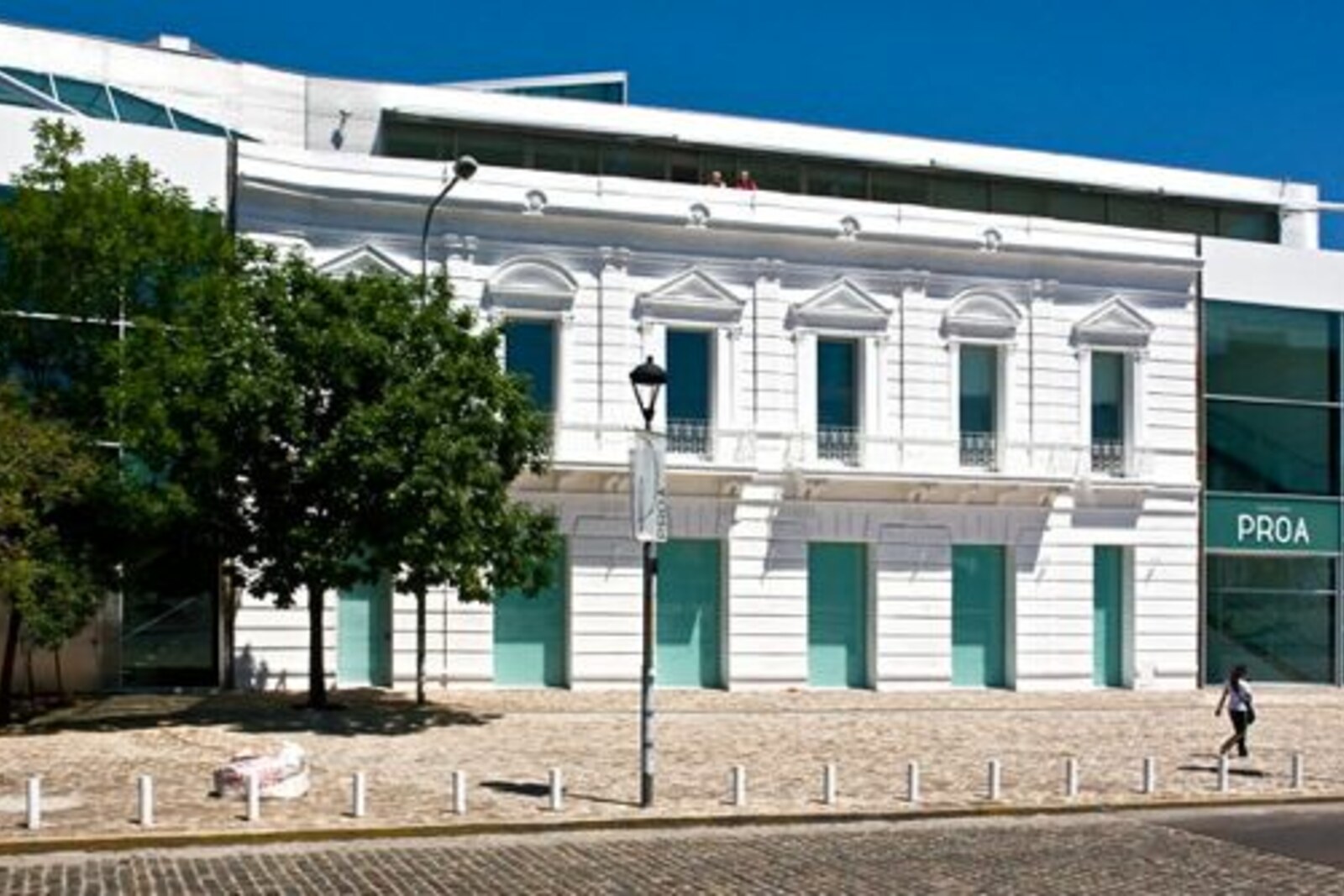 The glass façade of Fundación Proa on Pedro de Mendoza.