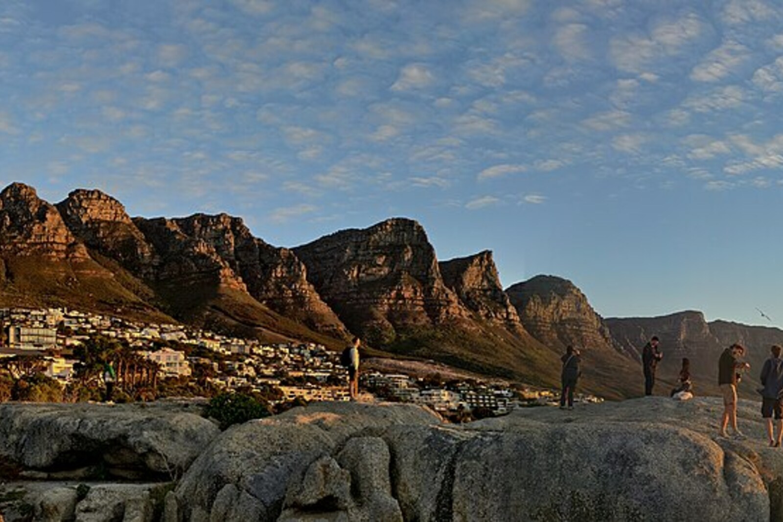 The Twelve Apostles ridge above Camps Bay, as a distant view from Pipe Track.