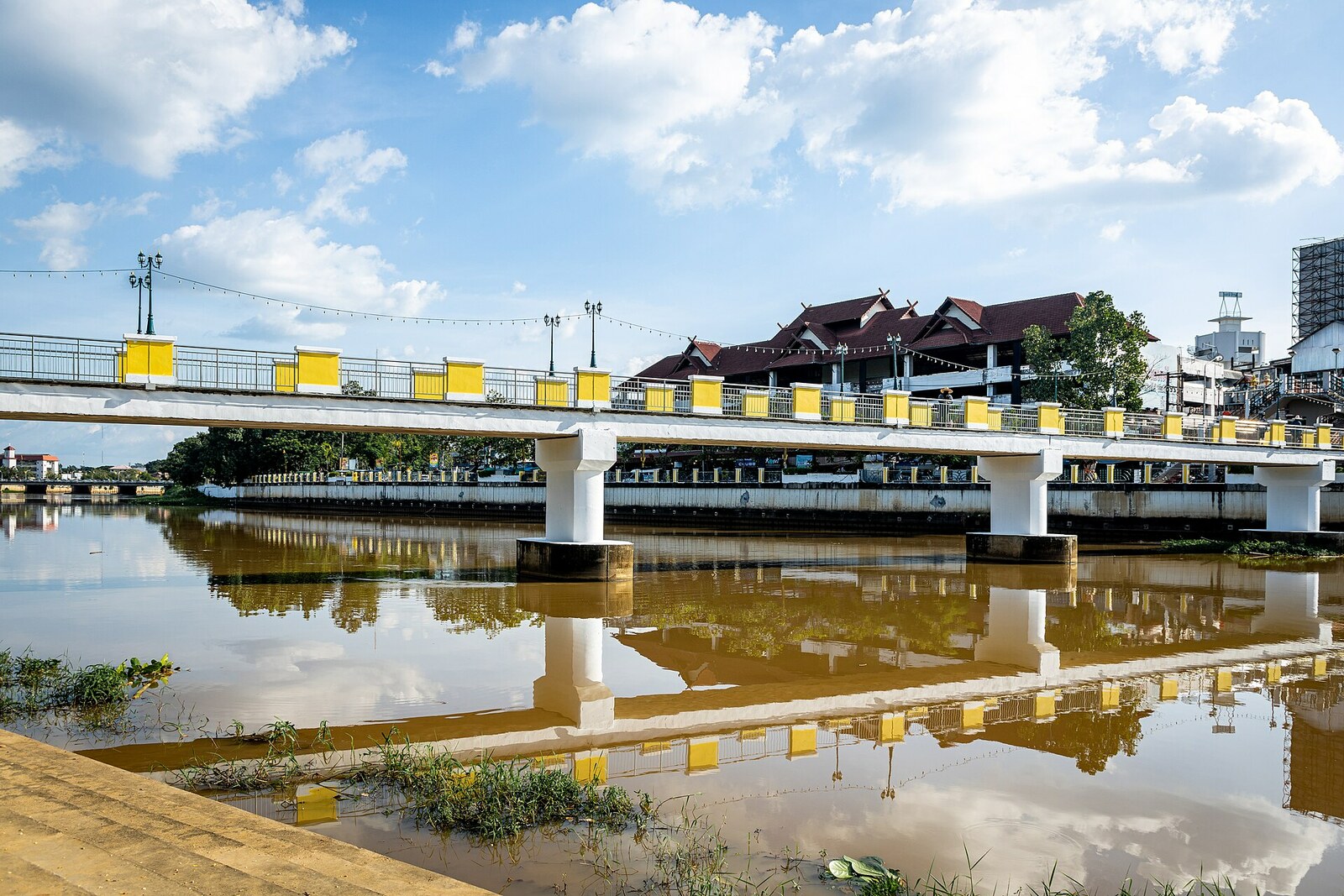 Chansom Memorial Bridge in Chiang Mai