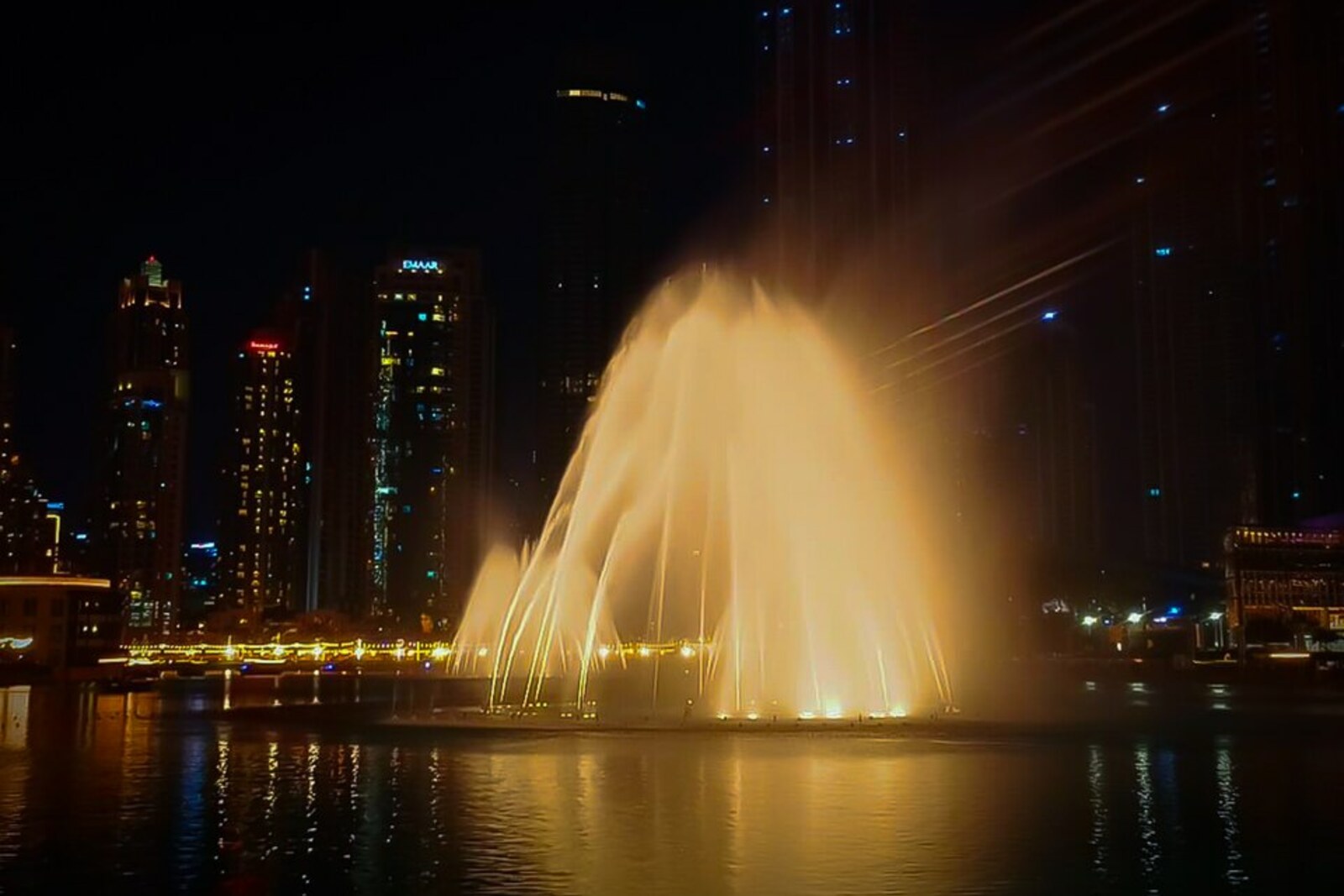 Dubai Fountain Boardwalk