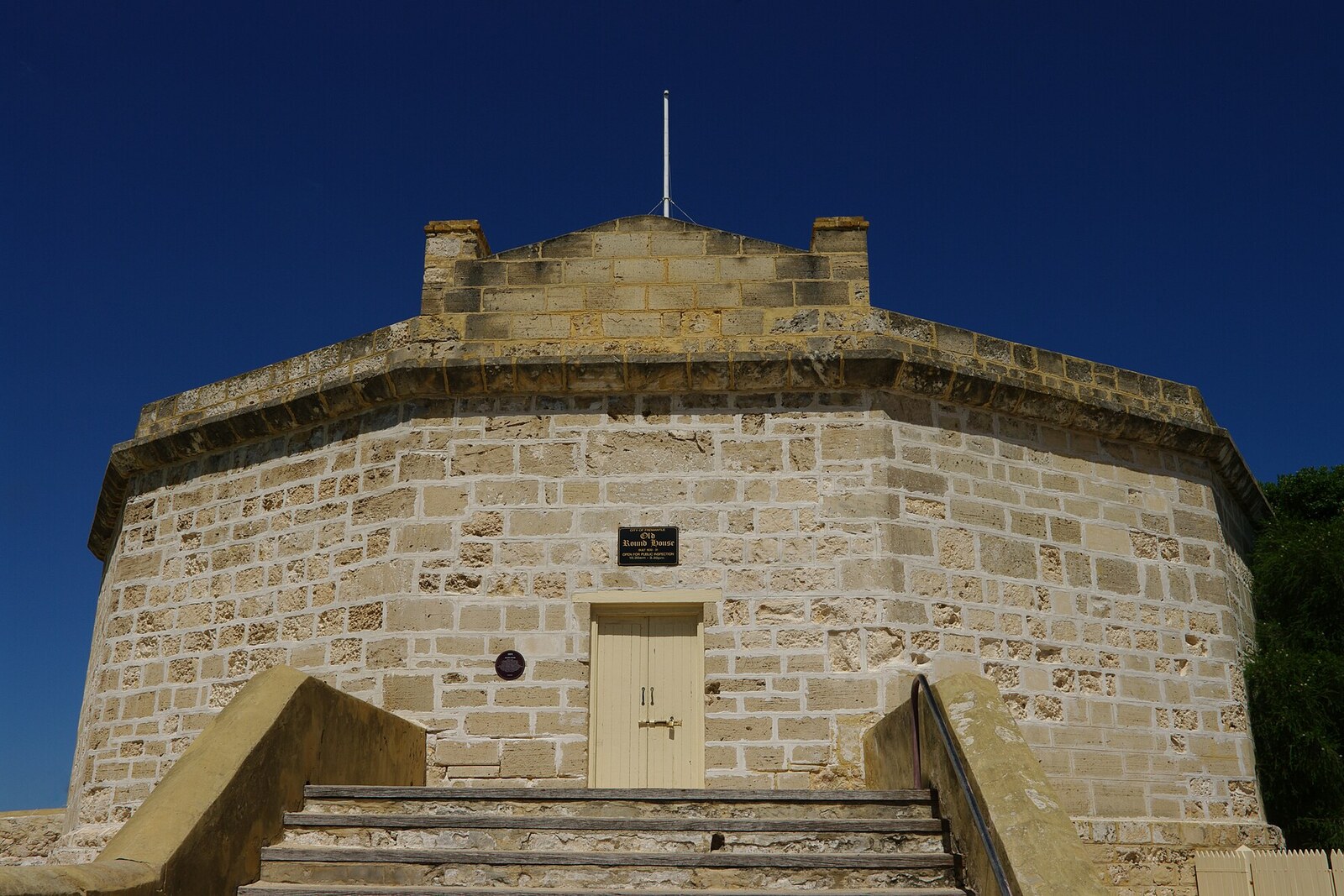 The twelve-sided Round House on Arthur Head.