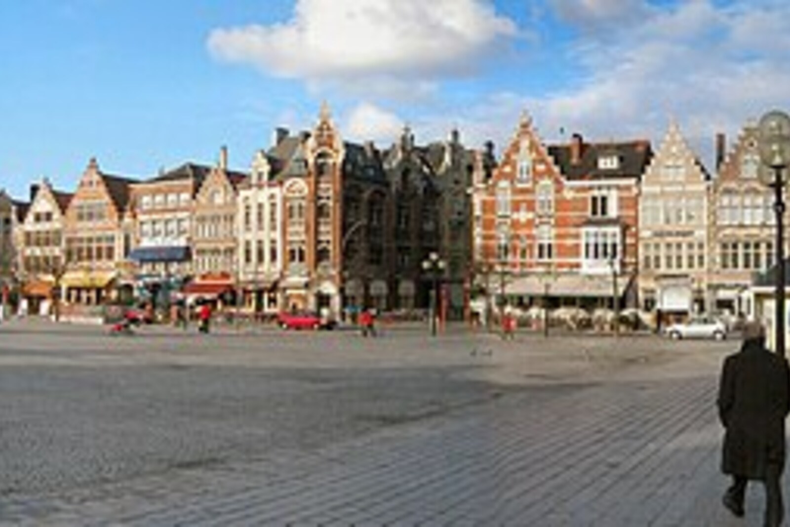 Panoramic view of Vrijdagmarkt square with the monument to Jacob van Artevelde and the surrounding houses