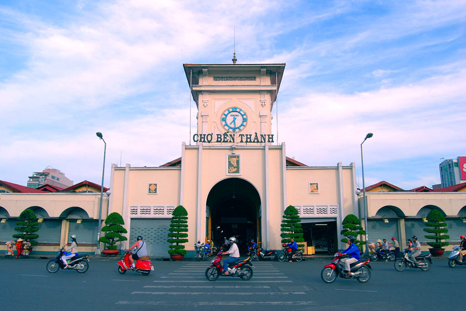 Daytime view of Bến Thành Market with its clock tower