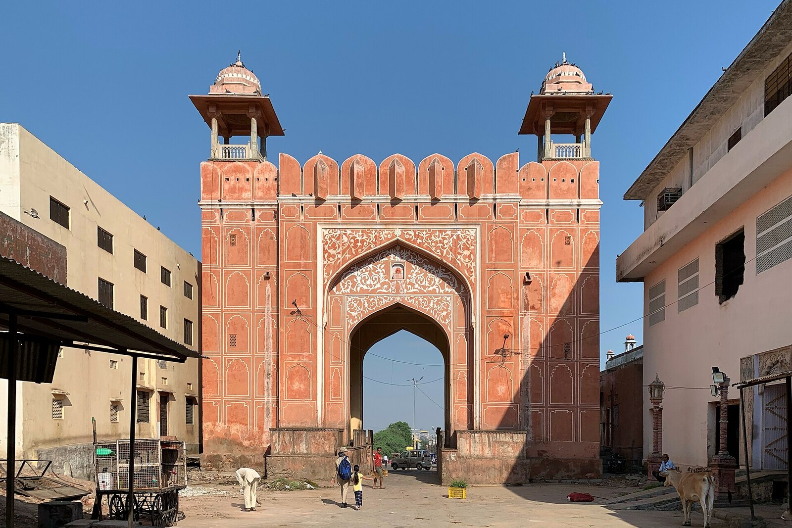 The entrance area of the Galtaji complex by Galta Gate in Jaipur.