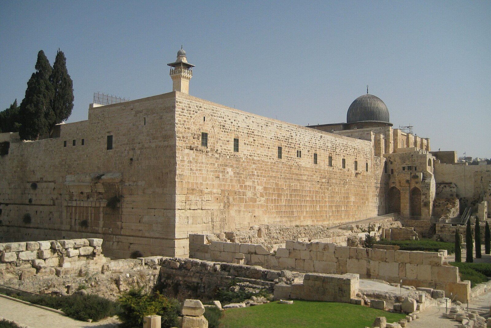 the southern wall of the Temple Mount and the remains of Robinson's Arch in Davidson Archaeological Park