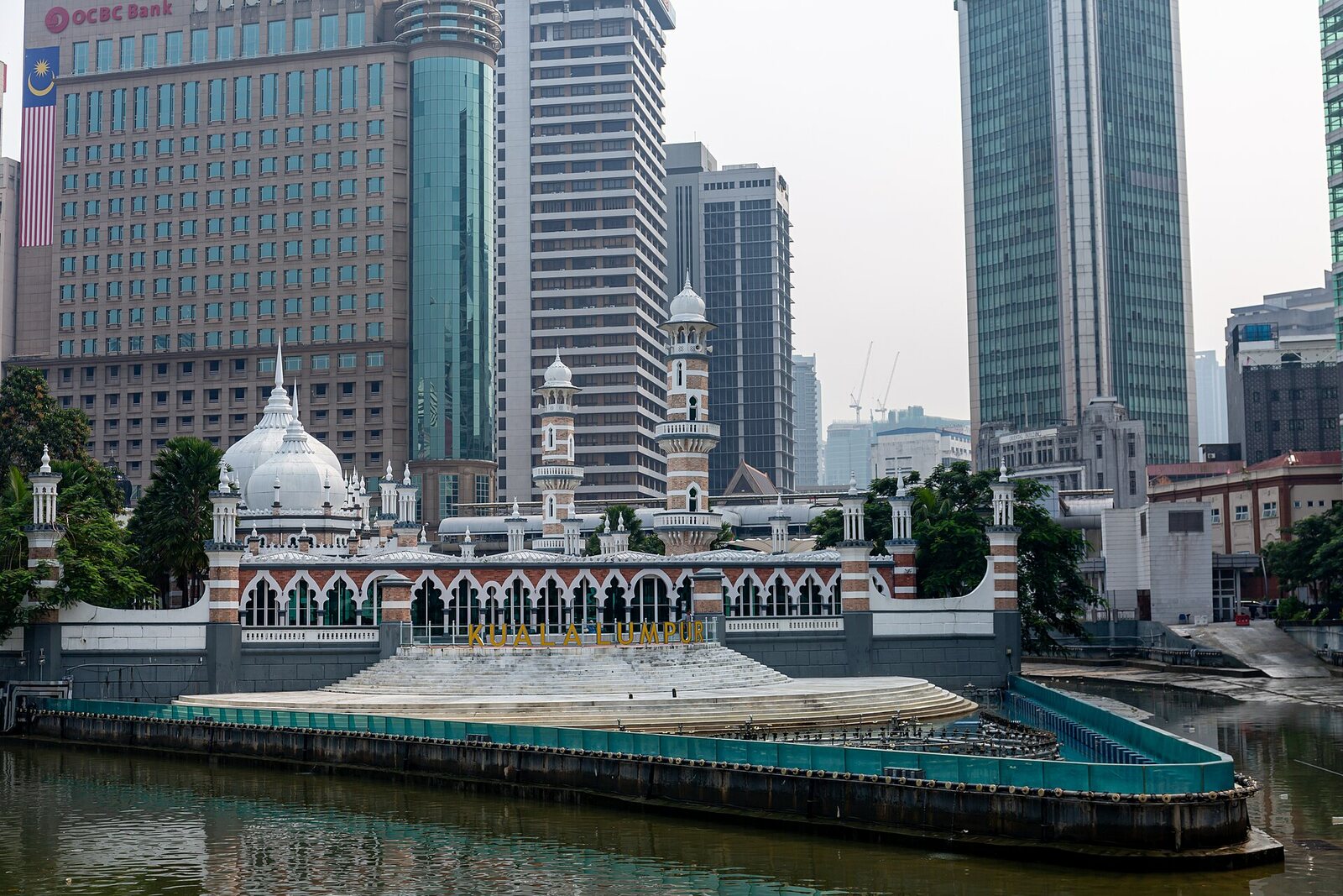 Masjid Jamek Sultan Abdul Samad at the river confluence.