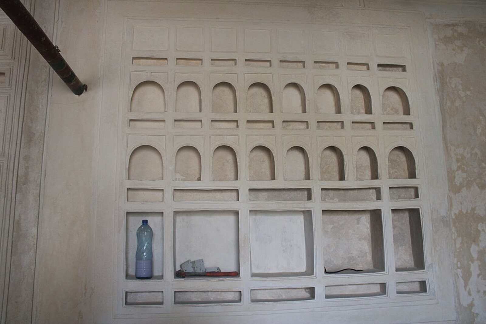 Interior of a Swahili house in Lamu with decorative wall niches.