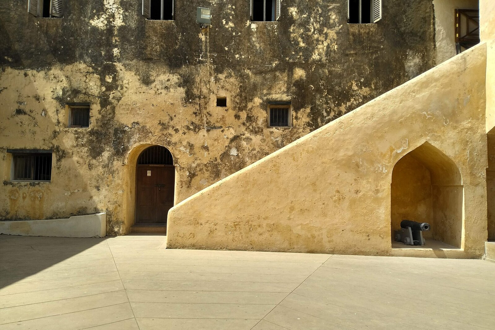 The stone central courtyard of Lamu Fort.