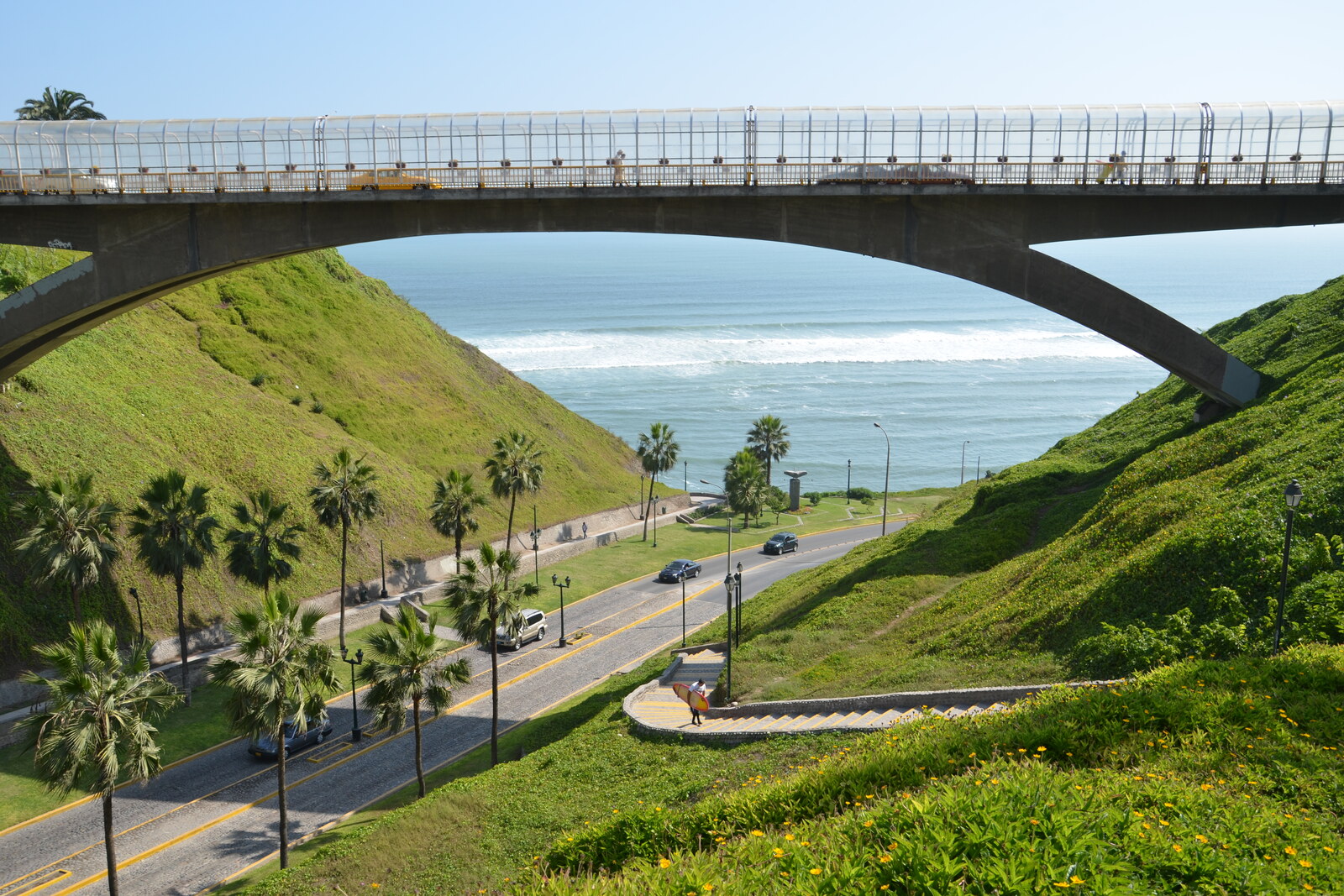 Mayor Eduardo Villena Rey Bridge, an arch bridge over the road and cliff