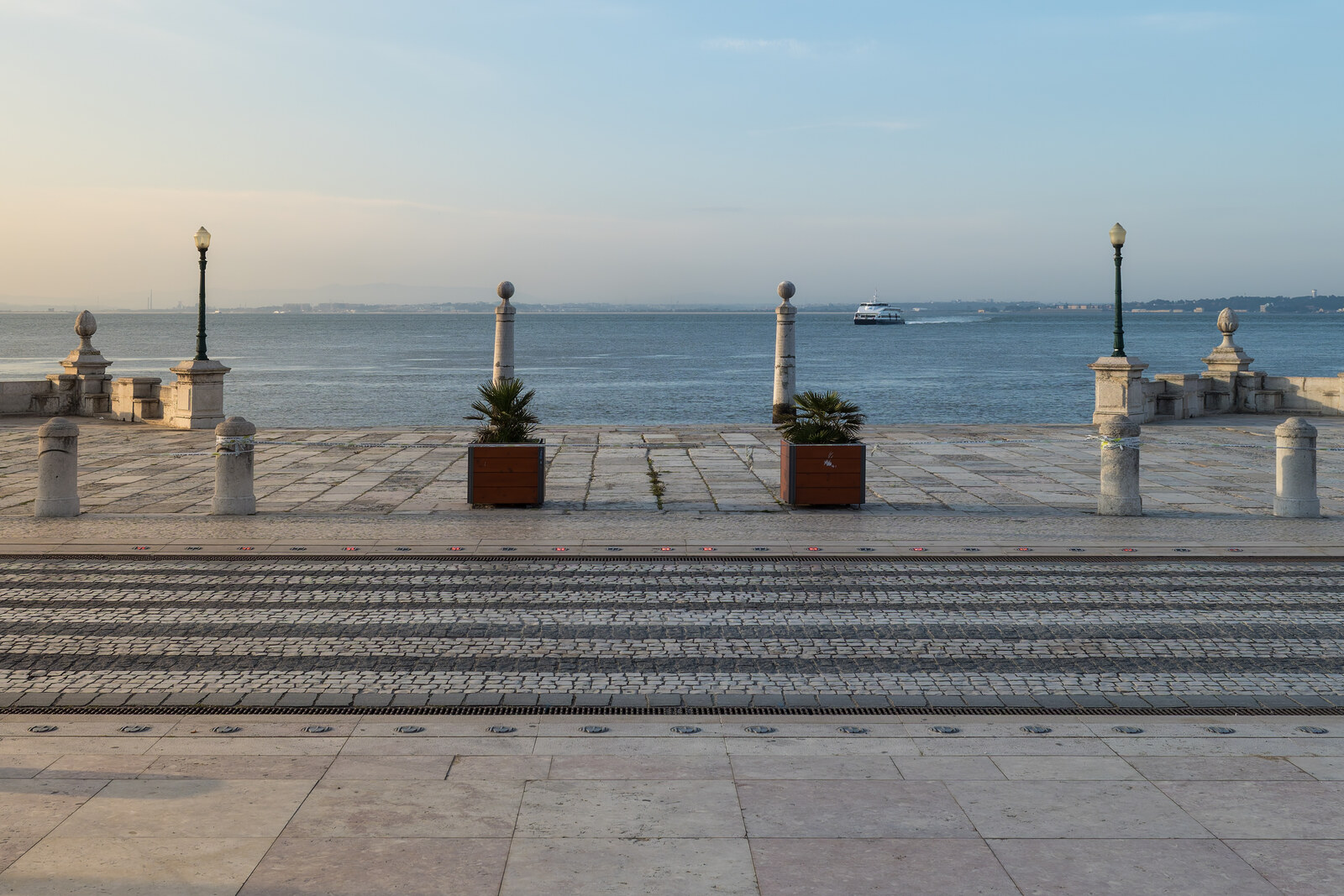 Cais das Colunas at Commerce Square, Lisbon.