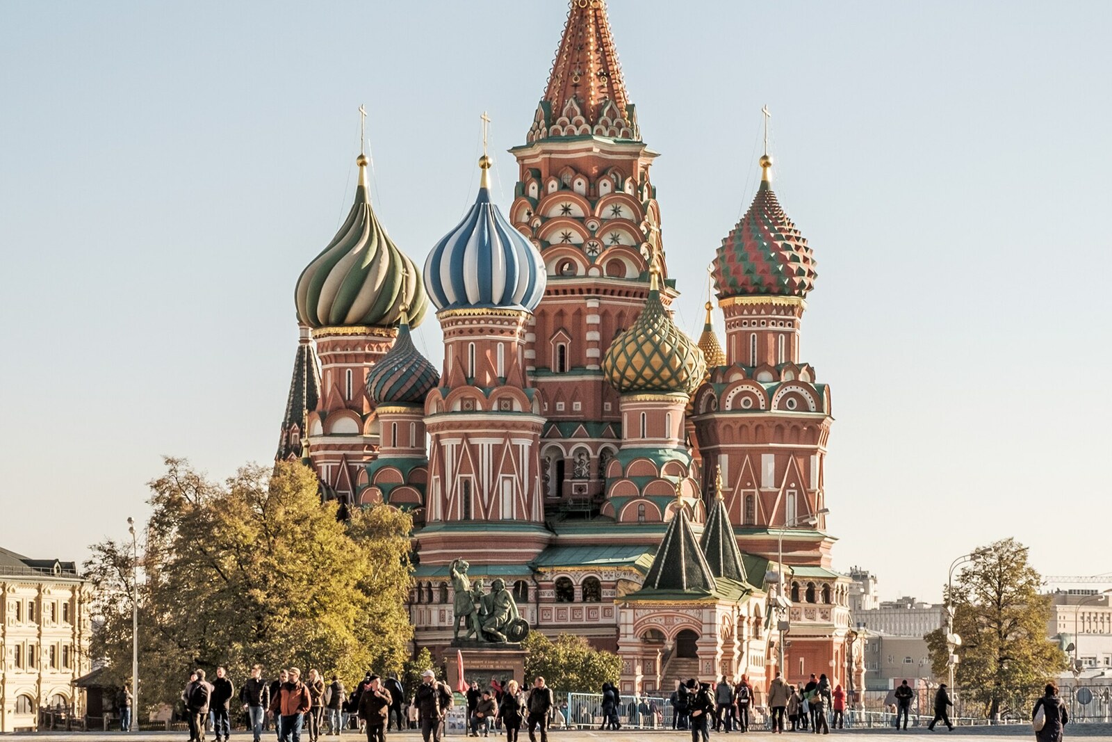 Church of the Intercession on the Moat on Red Square, with separate domes and a tent roof