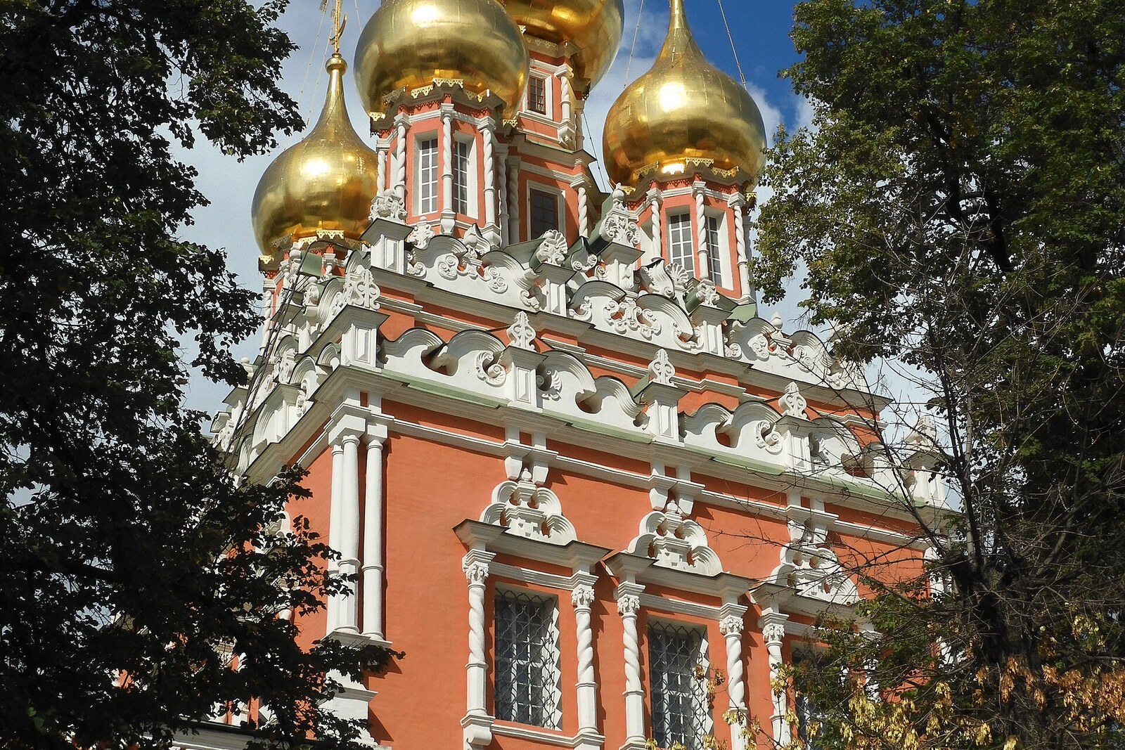Church of the Resurrection of Christ in Kadashi and its bell tower
