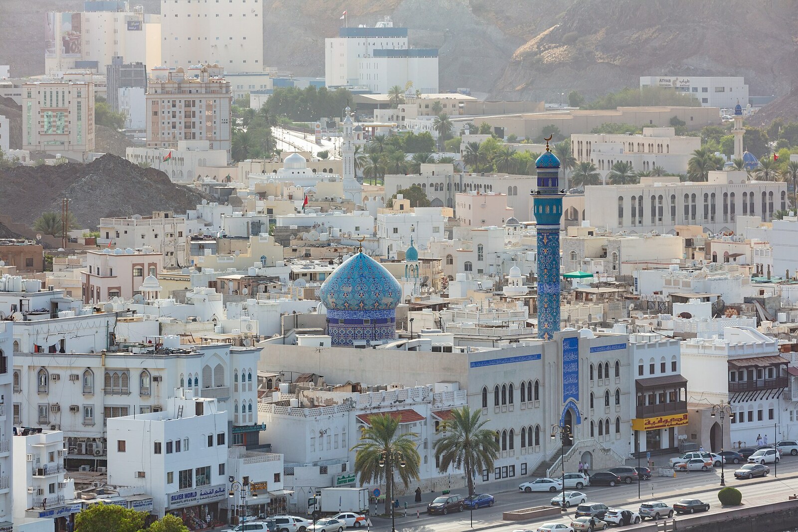 Al-Rasool Al-Azam Mosque beside the Lawati quarter in Mutrah.