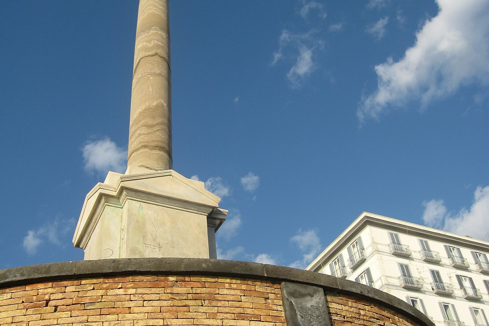 Naples - Colonna Spezzata