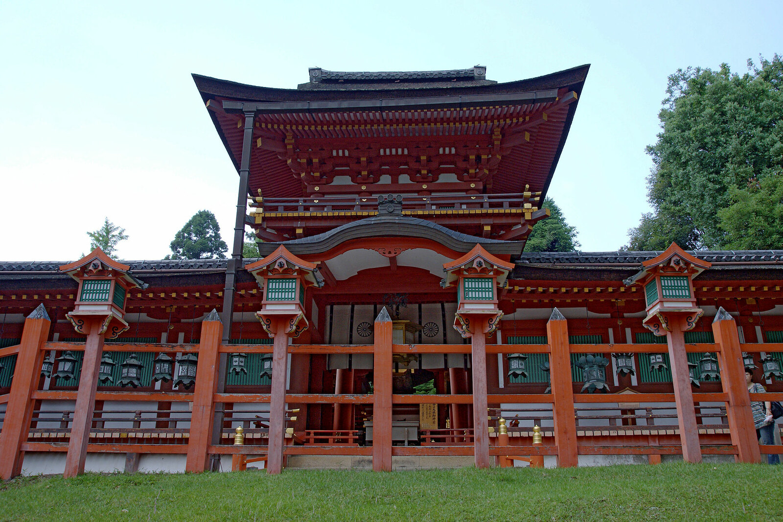 Architectural details of Kasugataisha Shrine.