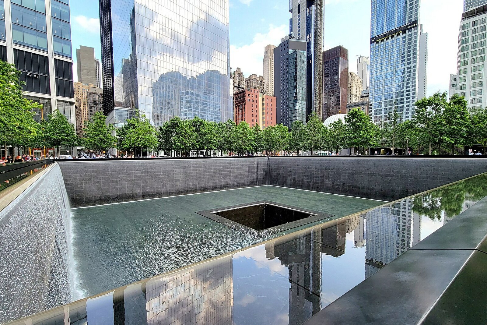 Le bassin sud du Mémorial du 11-Septembre dans le sud de Manhattan.