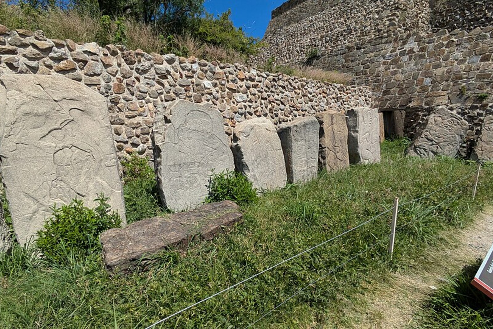 Gallery of the Danzantes, Monte Albán