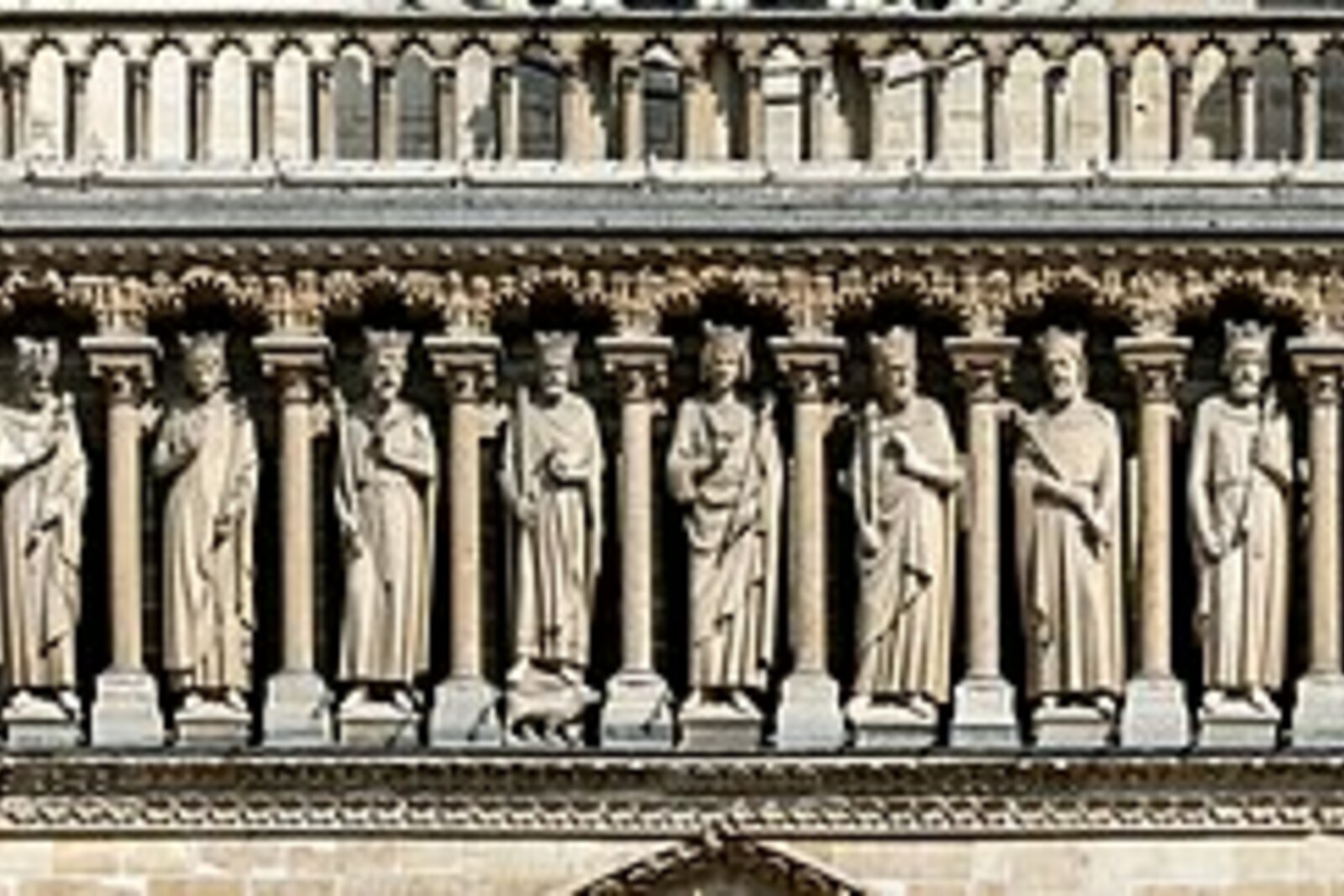 Parvis Notre-Dame