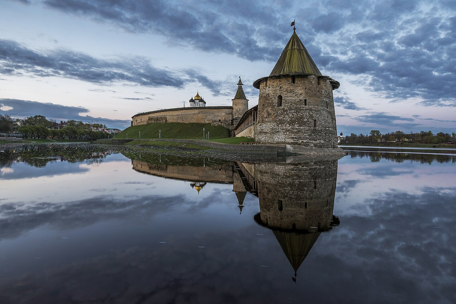 The Flat Tower of the Pskov Kremlin at the mouth of the Pskova River.