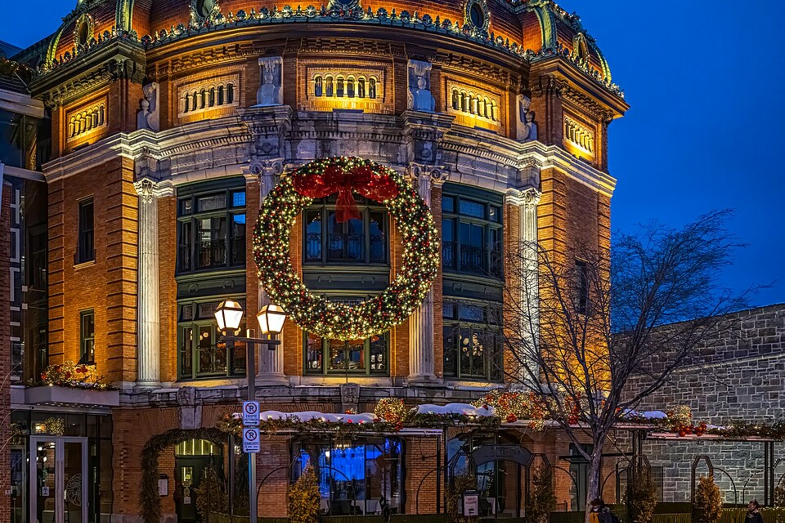 Place d’Youville with a theater and historic houses