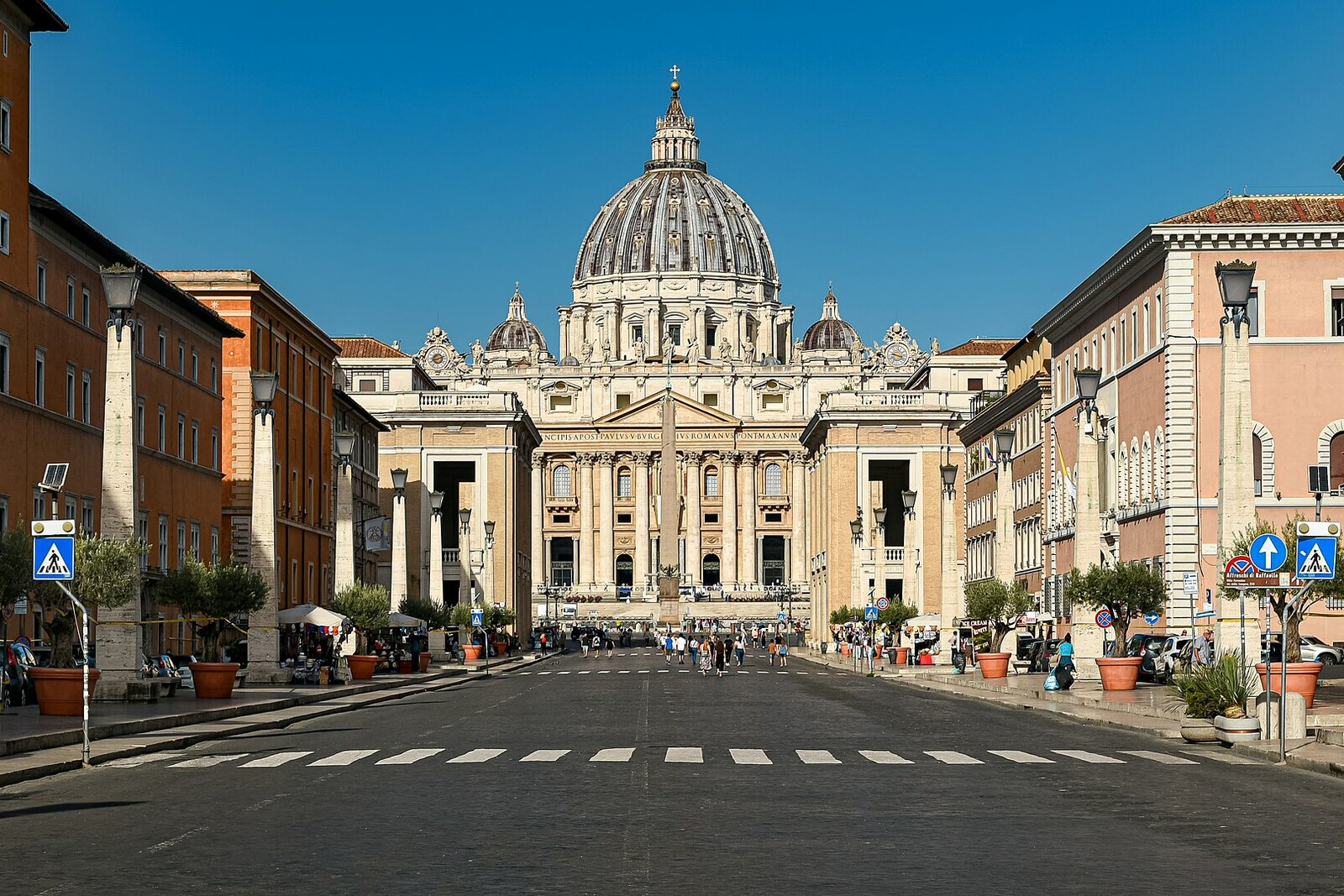 The broad Via della Conciliazione leading to the façade of St Peter's Basilica.