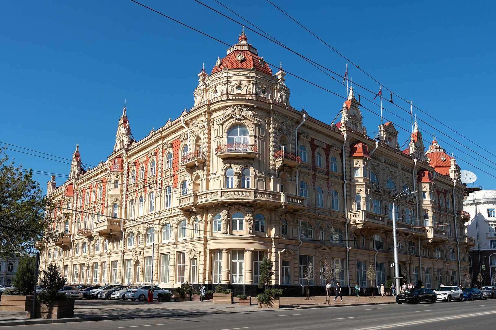 The corner facade of the Rostov City Duma with a tall dome.