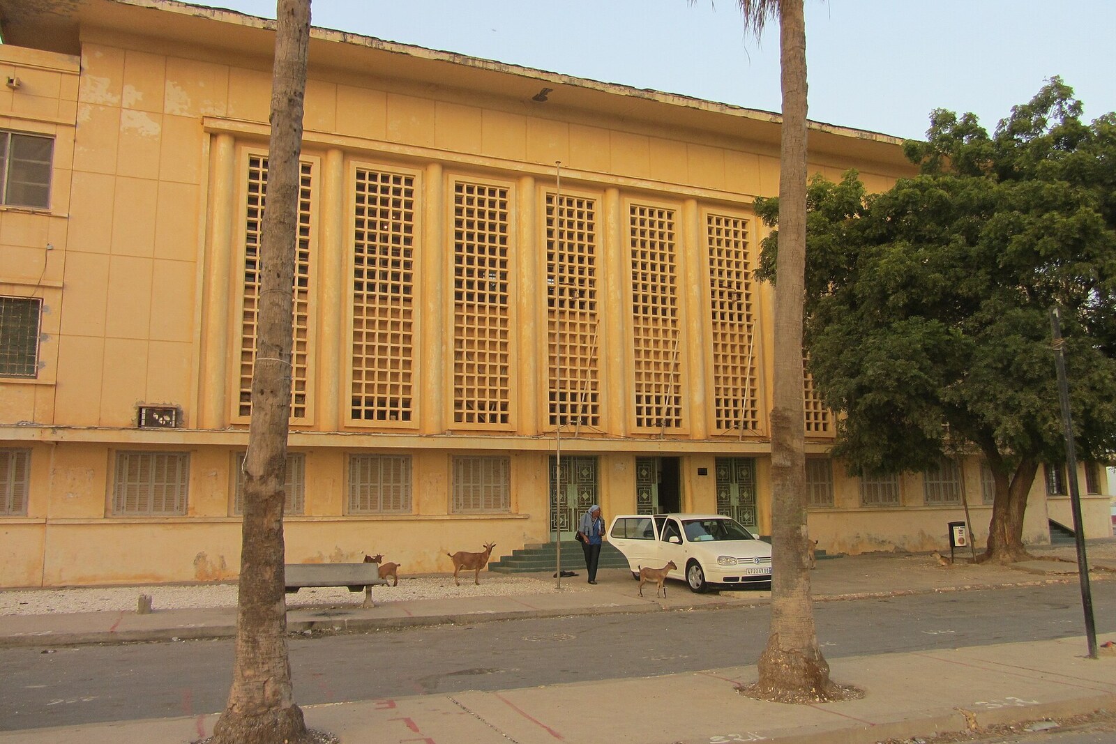 The building of the Centre de Recherche et de Documentation du Sénégal (CRDS) on the southern tip of Saint-Louis Island.