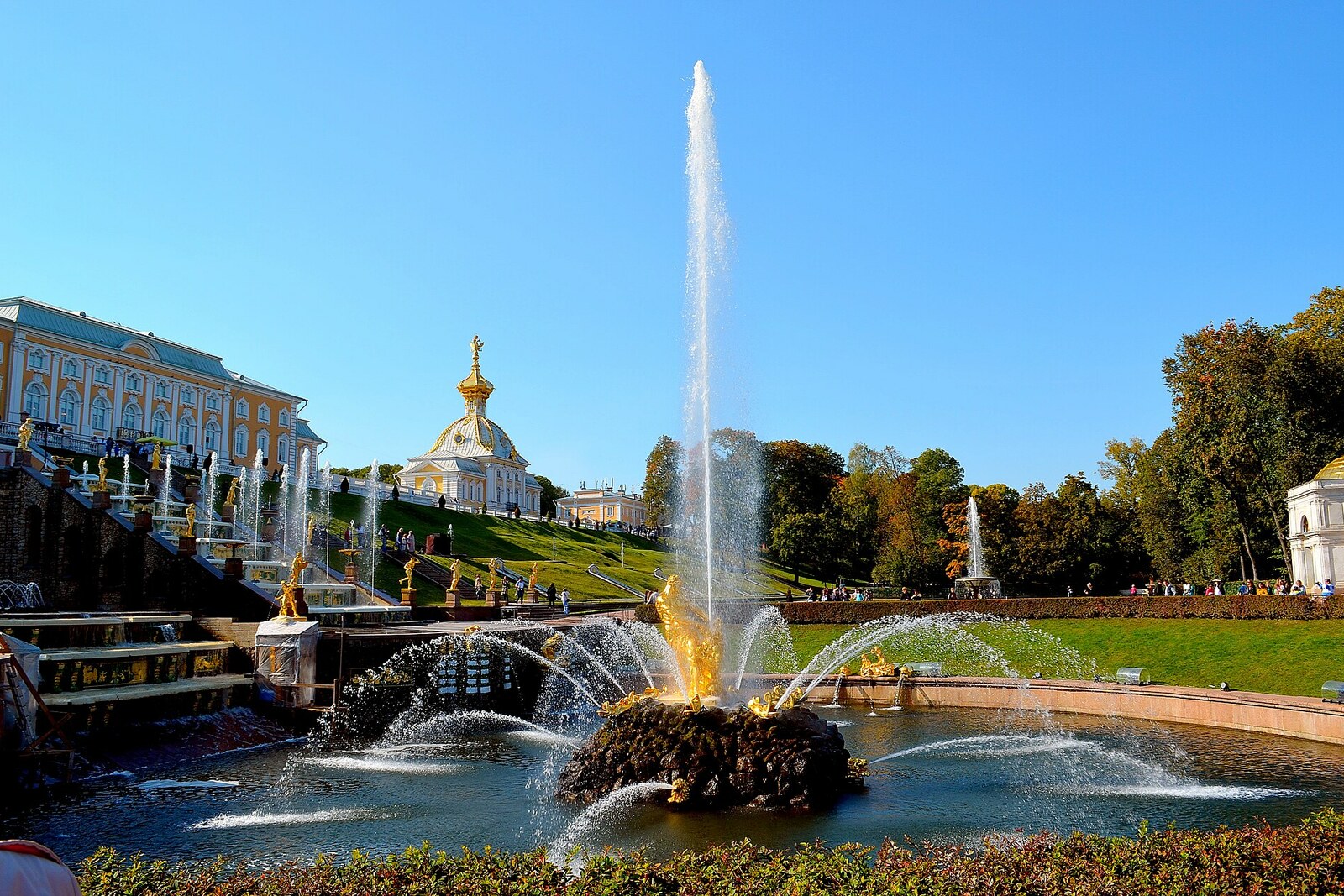 Samson tears open a lion's mouth at the center of Peterhof's Grand Cascade.