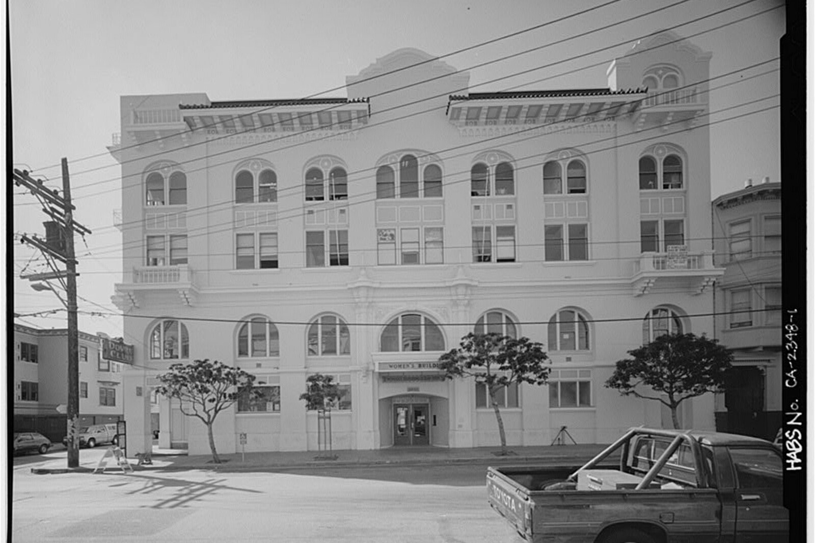 Historic black-and-white view of The Women's Building in 1993, before the MaestraPeace mural appeared.