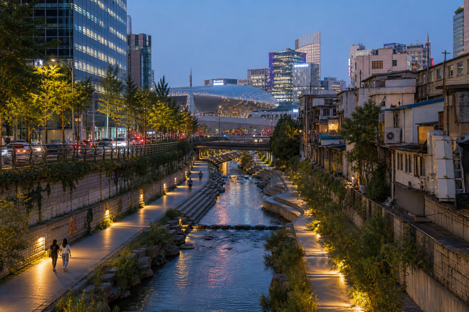 Collage: Cheonggyecheon Stream with lanterns, craft alleys, and futuristic Dongdaemun Design Plaza (DDP) at sunset