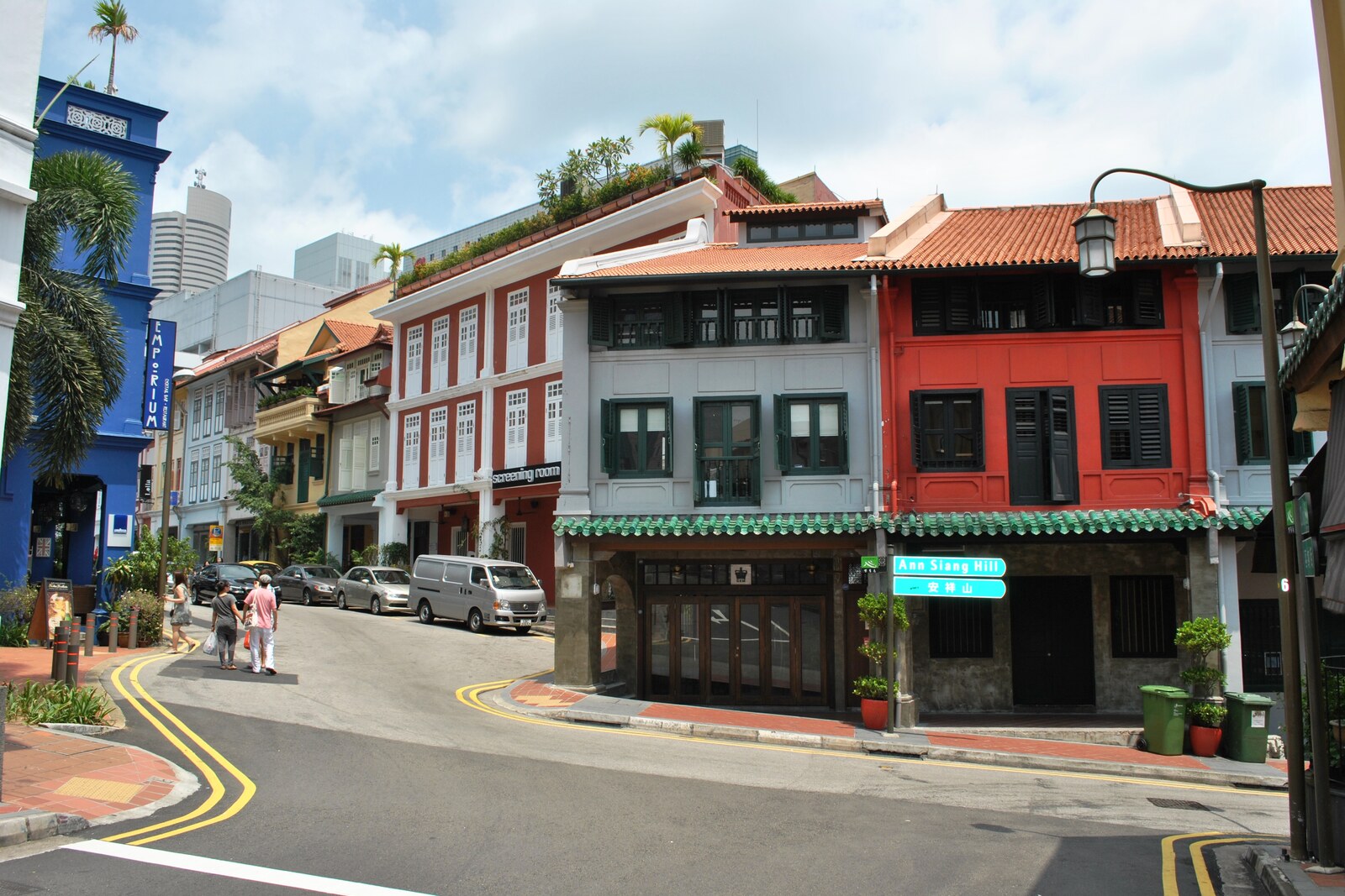 Ann Siang Hill seen from Club Street, amid shophouses.