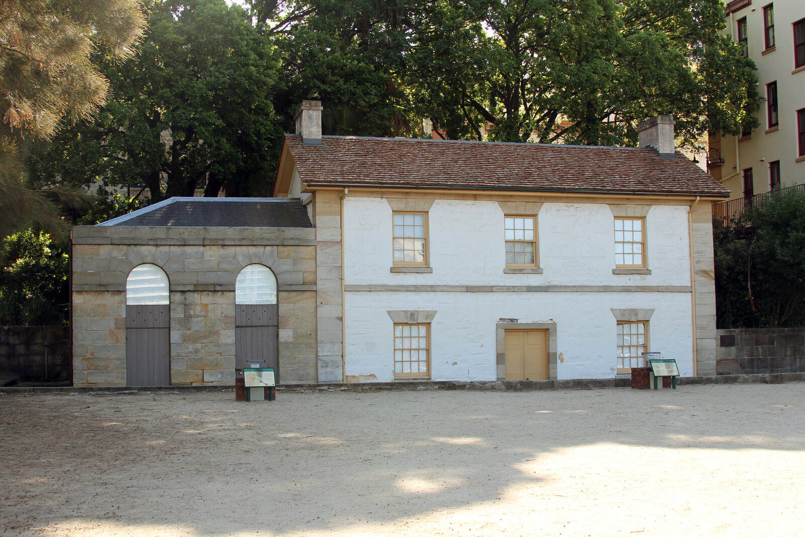 Facade of Cadmans Cottage in Sydney