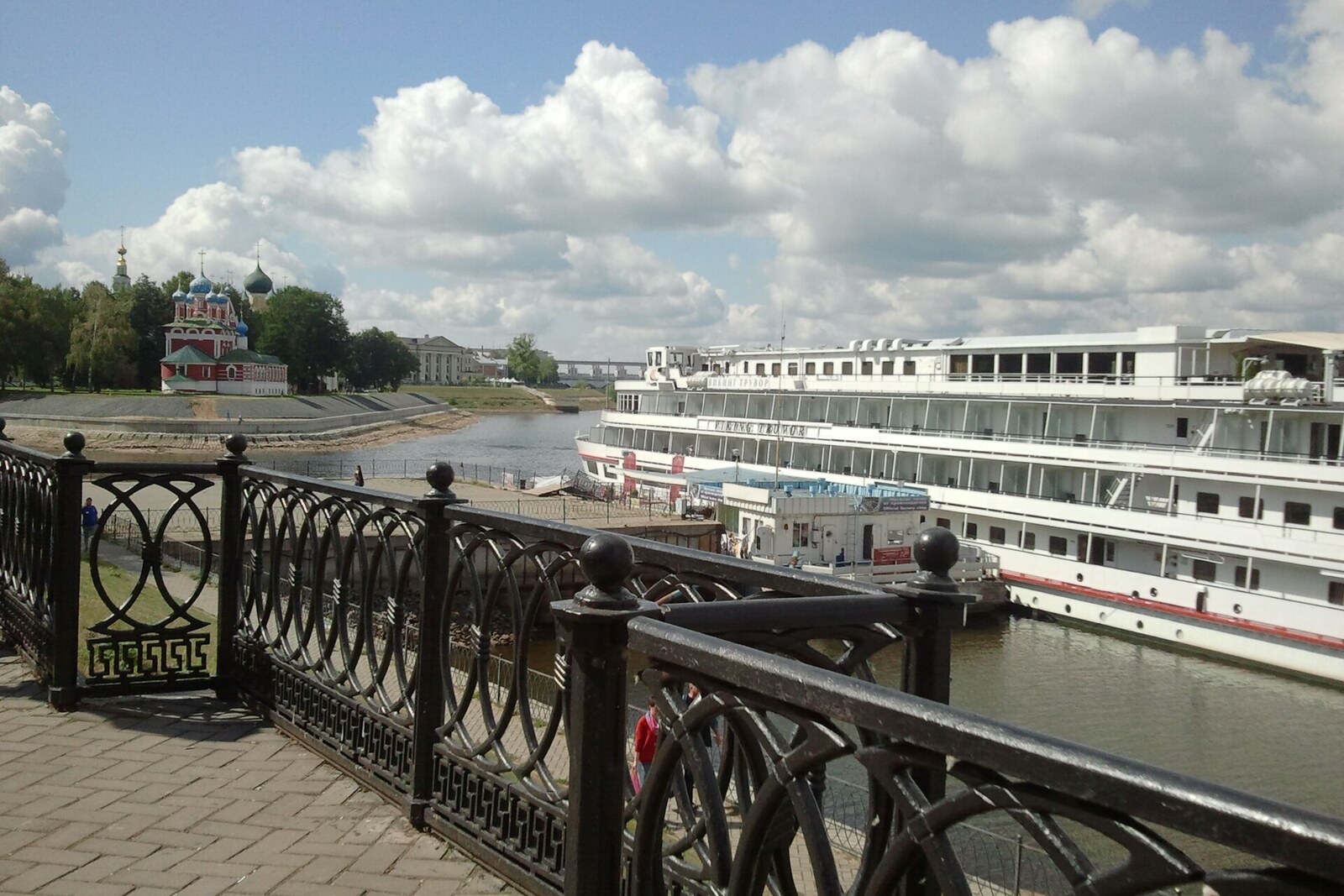 A pier on the Volga in Uglich with shoreline structures.