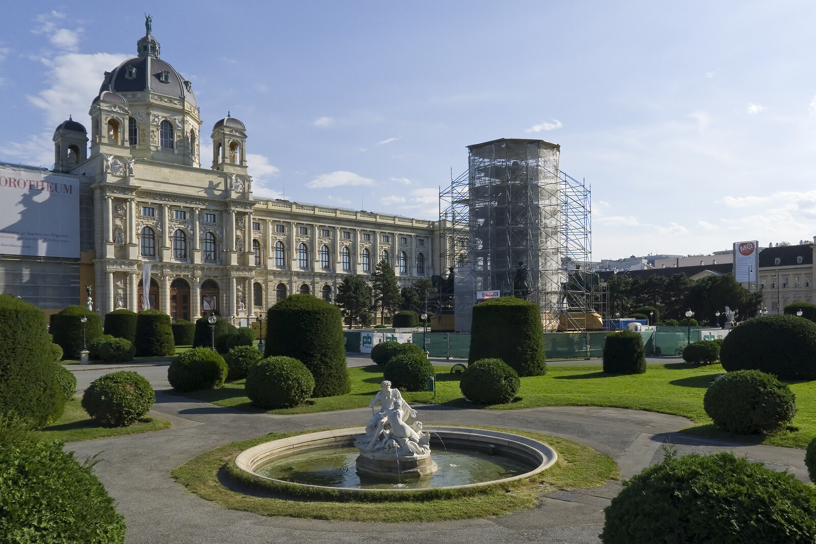 Panorama of Maria Theresa Square with the monument and two symmetrical museums