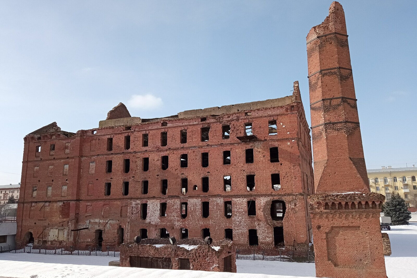 The brick ruins of Gerhardt Mill beside the panorama museum.