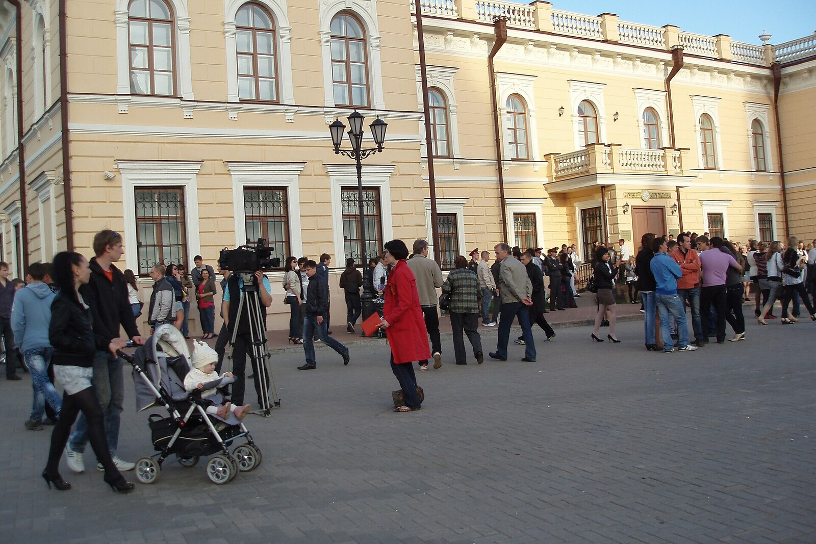 The light-colored facade of the Vologda Lace Museum building on Kremlin Square.