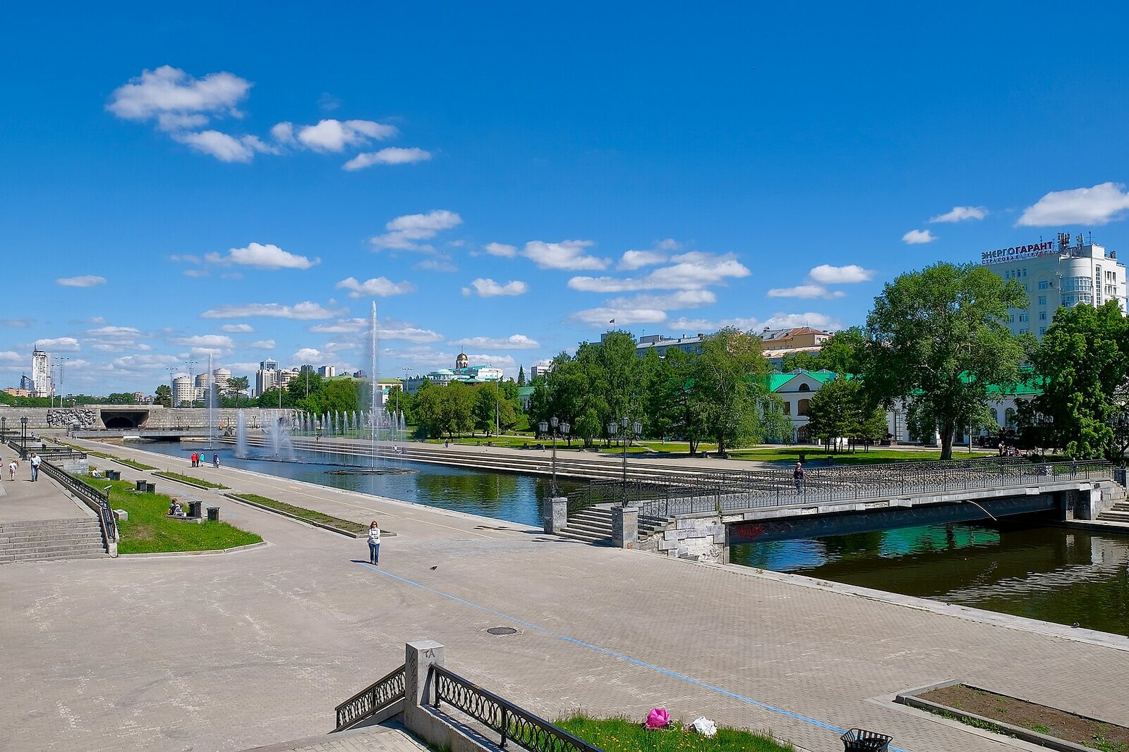 Plotinka and Historical Square by the Iset River.