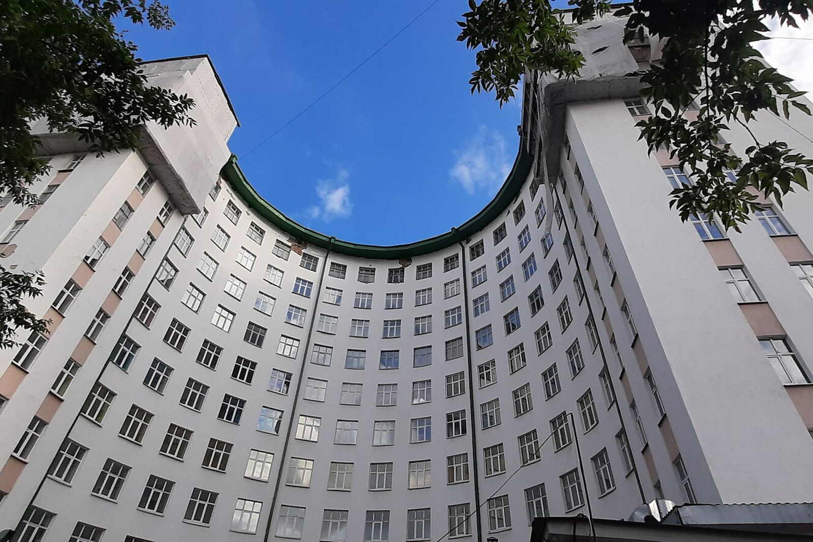 The horseshoe-shaped Iset hotel building in Yekaterinburg.